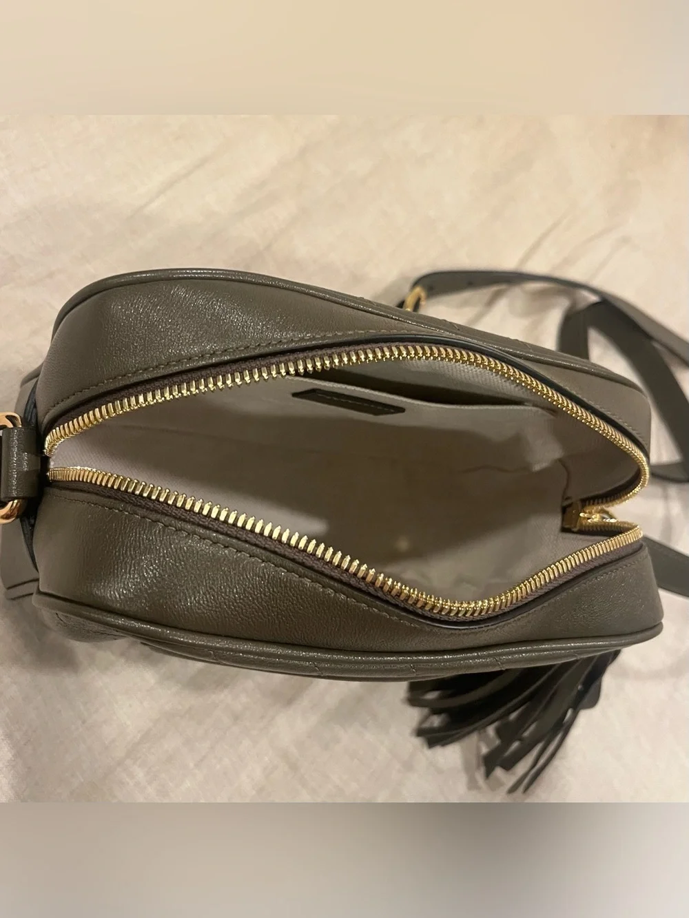 Gucci $2300 Blondie Quilted Crossbody Camera Bag 742360